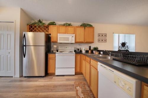 Four Bedroom Pool Home - 143 FL - VUSA in Davenport, USA