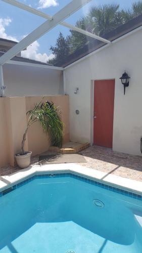 The Private Retreat - Three Bedroom Home - image 41