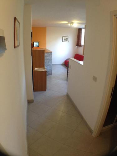 Small One-Bedroom Apartment (4 Adults) image 9