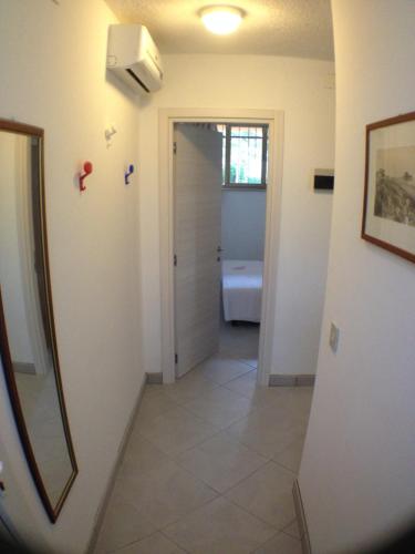 Small One-Bedroom Apartment (4 Adults) image 2