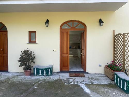 The smile of the sun in Casarlano- narrow road to access only 5