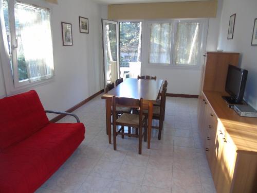 Two-Bedroom Apartment (5 Adults) image 7
