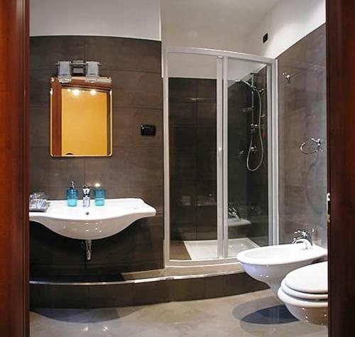 La Luna Guest House - image 9