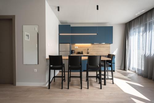 #Luxlikehome Lux Locals 2