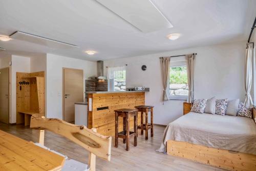 Ferienhaus4 familienfreundlich nahe Millstätter See, voll ausgestattete 85m2, jedes Schlafzimmer eigenes Bad, Sonnenterrasse, ideal für Aktivitäten am See oder in den Bergen in Döbriach