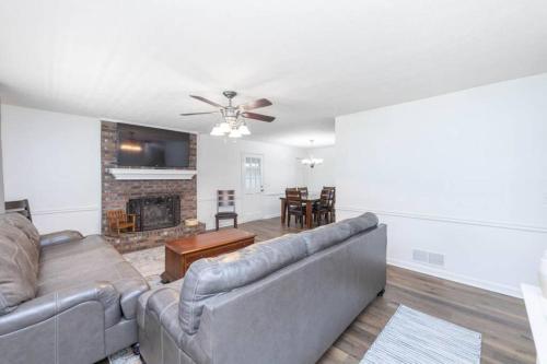 Sleeps 8, Lake Lanier Hidden Gem, Buford (foto 8)