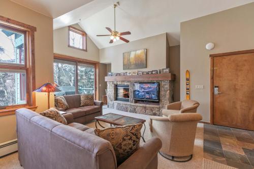 Main Street Junction Redtail Condo Great Location in Breckenridge, USA