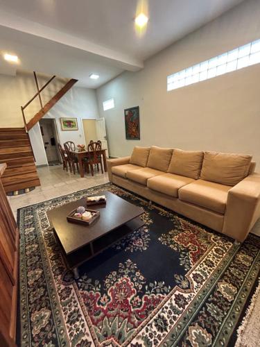Departamento Completo 3 habitaciones, Zona Jockey-Arena