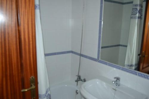 Apartamentos Novo Sancti Petri - image 14