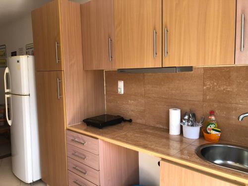 AZORES GARDEN HOUSE - Suites B&B and Private Apartments - Self Access KEYBOARD 4