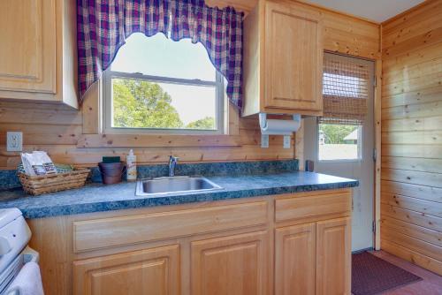 Lakefront Columbia Cabin with Views and Porch! - image 14