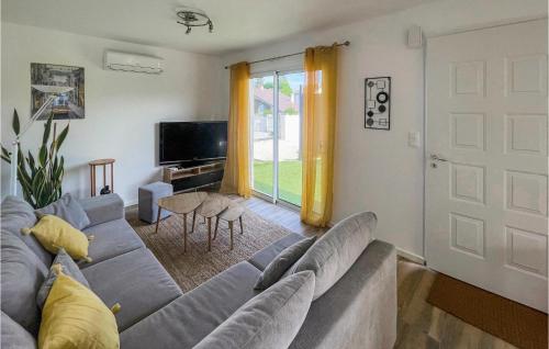 Amazing Home In Gan With Wifi And 2 Bedrooms