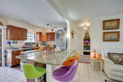 Palm Harbor Rental with Private Pool 3 Mi to Beach! in Palm Harbor, USA