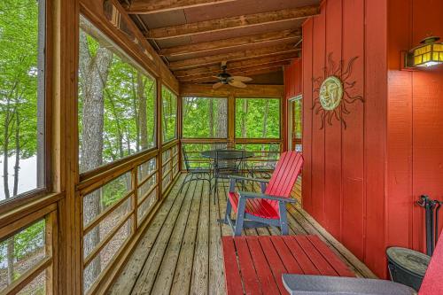 LakeSide Cabin