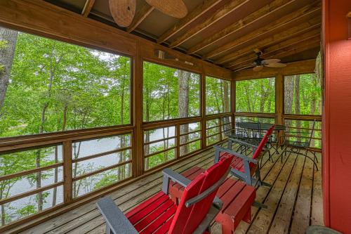 LakeSide Cabin