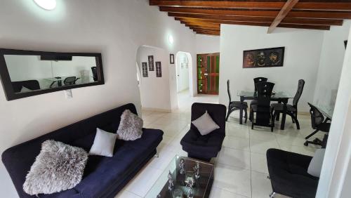 amplio y comodo apartamento en envigado