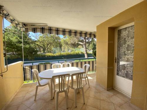 Appartement Cavalaire-sur-Mer, 3 pièces, 4 personnes - FR-1-100-304 - Location saisonnière - Cavalaire-sur-Mer