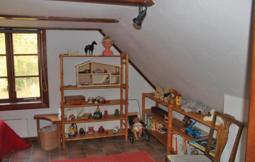 Aktivitātes, Lovely Home In Tving With Sauna in Tving