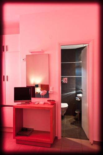 Ground Floor - Twin Room image 2