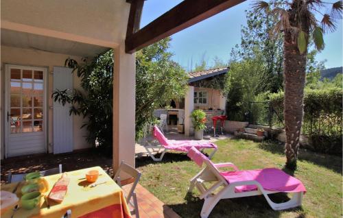 外部景觀, Lovely Home In Lussas in 呂薩