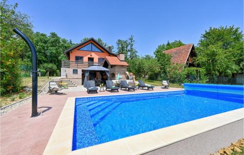 Awesome Home In Kapela With Heated Swimming Pool