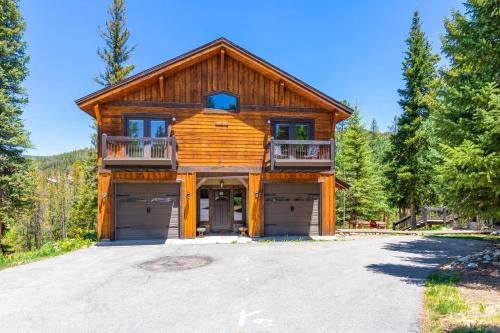 Tree House Cabin Unique 2 BR Home with Shared Hot Tub - Breckenridge