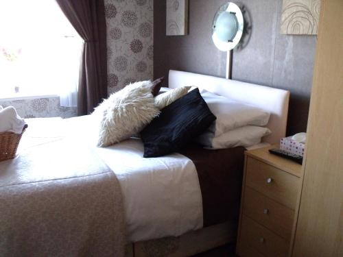 The Derby Hotel - image 11