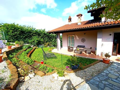 Domus Langhe B&B – Treiso, NY