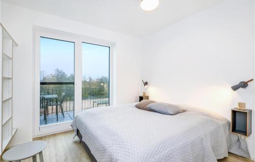 Penthouse Deluxe - image 11