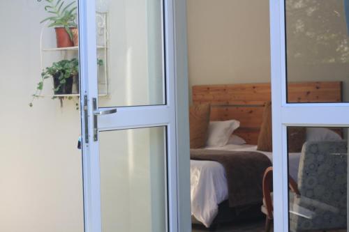 Sarah's Place- Heatherlands,George Sarah's Place- Heatherlands,George