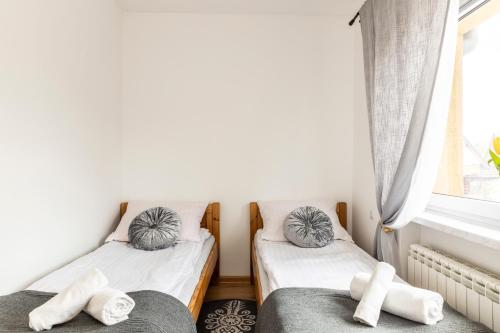 Double Room with Mountain View image 5