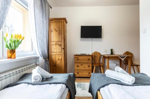 Double Room with Mountain View image 2