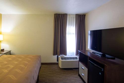 Quality Inn & Suites Portage