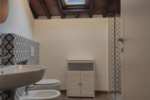 Large 2BR Apartment Near Piazza San Marco - image 9