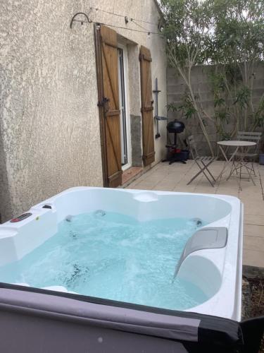 Gites de Lyse avec Jacuzzi