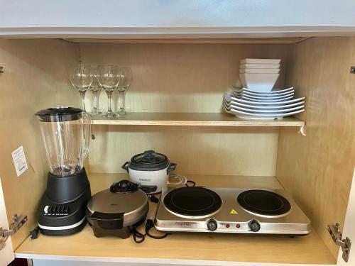 “Beautifull Cozy Studio…With Private Entrance”