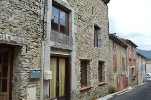 Lovely Renovated Cottage in Puivert - Location saisonnière - Puivert