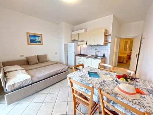 Apartment image 7