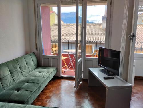 Luminoso, céntrico y silencioso apartamento, Jaca (fotografie 9)