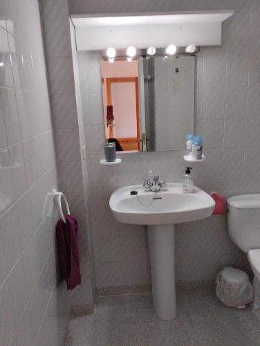 Luminoso, céntrico y silencioso apartamento, Jaca (fotografie 8)
