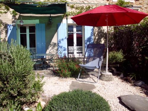 Côté Cour, Côté Jardin gîte à louer La Bastide