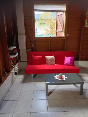 LESTEPHANIA in Le Moule