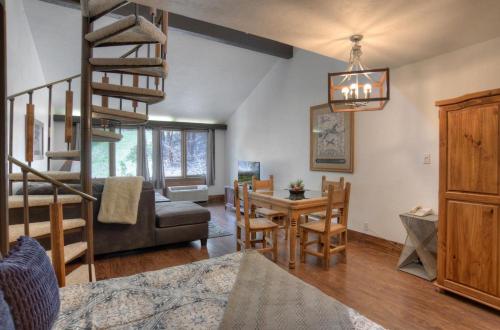 Tamarron Lodge Loft 338 in Durango, USA