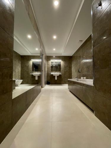 Boutique Apartments - Old Town 120m2 - Private Underground Parking -, Breslau (Foto 7)
