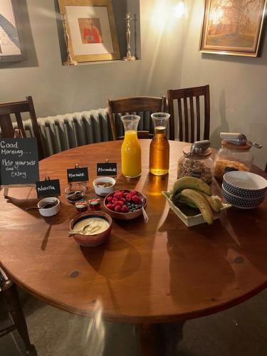 餐飲選擇, The Red Lion Charing Heath in 查靈