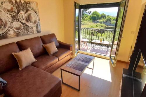 APARTAMENTO PLAYA CATEDRALES CON TERRAZA (II)