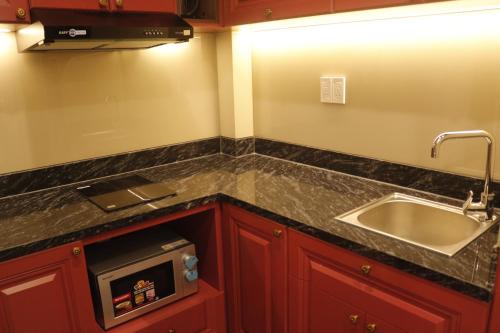 Anna Boutique Apartment and Guest House at Dist 7 - 주방