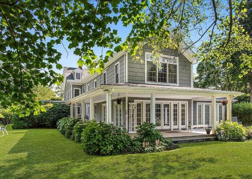 Villa Southampton Village in Southampton, USA