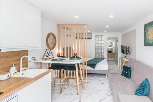 LOFT ON THE BEACH 5