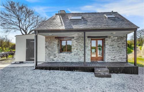 Amazing Home In Lannéanou With Wifi gîte à louer Cleuncoat